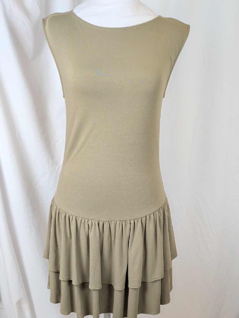 Aritzia Wilfred GoodLux Bloomsbury Dress - Size M  Medium- NWOT Dark Olive